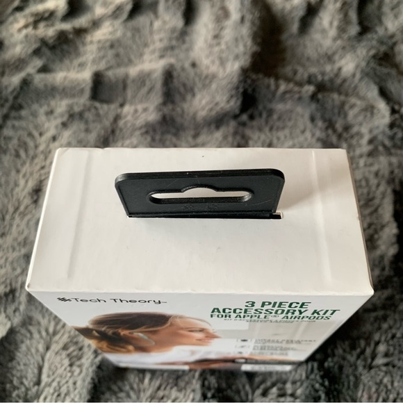 Tech Theory Airpods Accessory Kit - Picture 5 of 5